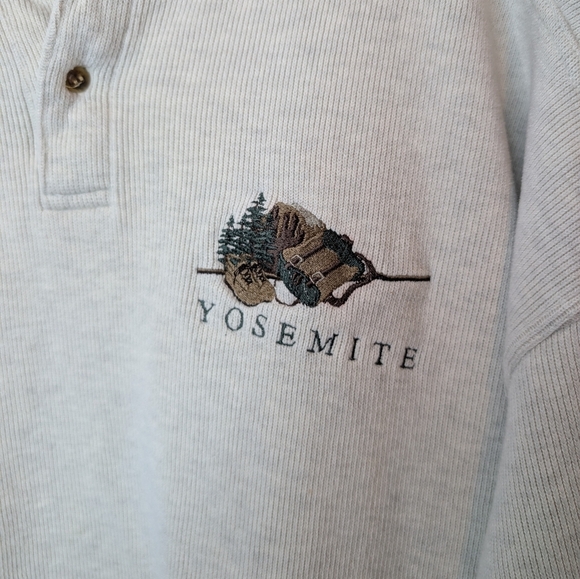 Vintage Henley Cream Yosemite Embroidered Hiking Crew Neck Top Mens XL - Picture 4 of 11